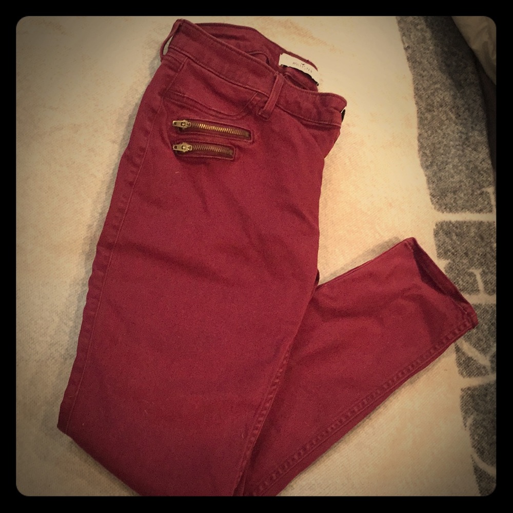 🖤MAROON HOLLISTER ZIPPER SNINNY JEANS🖤